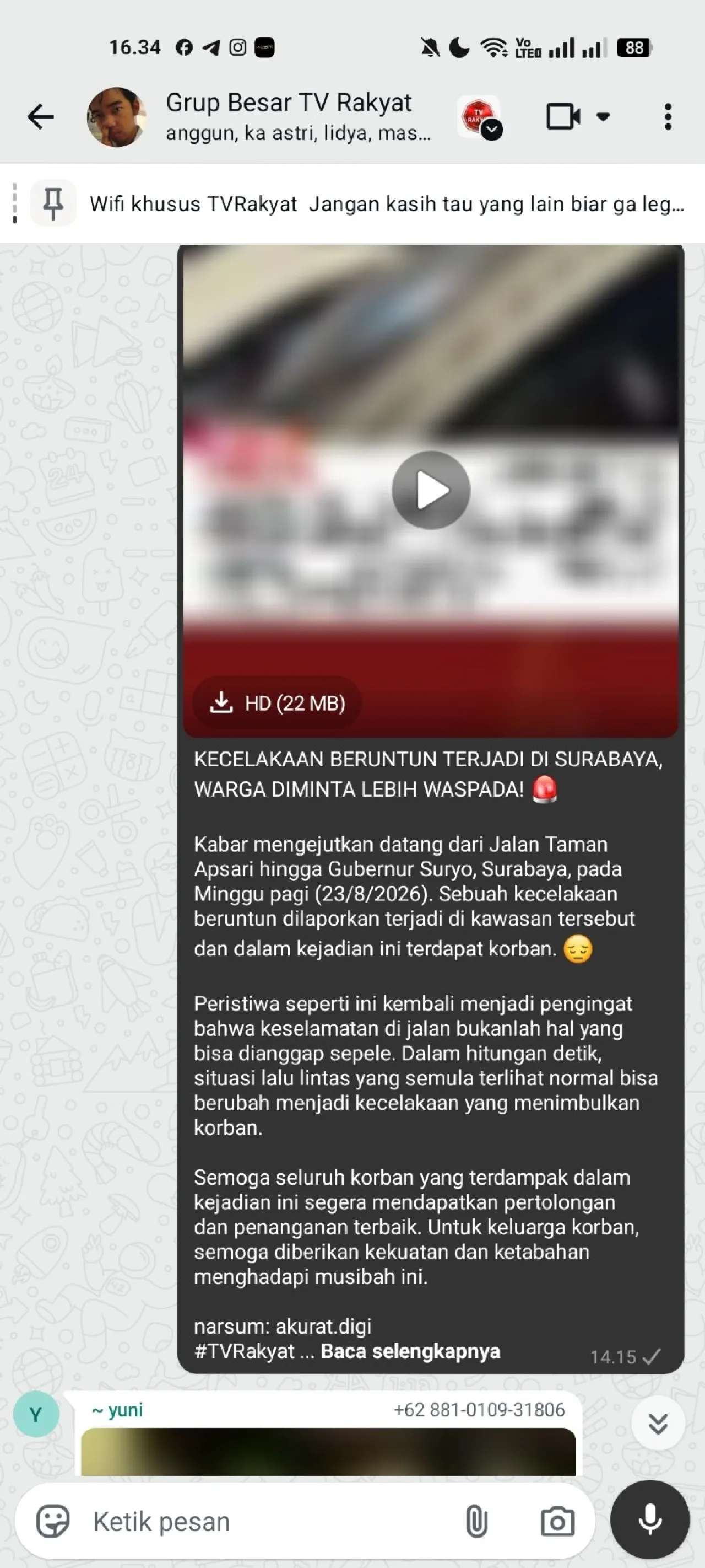 kecelakaan beruntun truk, mobil, dan motor — News